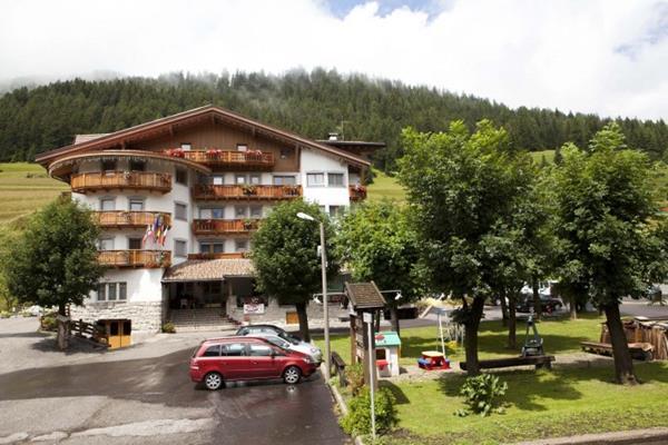 Hotel Europa Поца ди Фаса Екстериор снимка