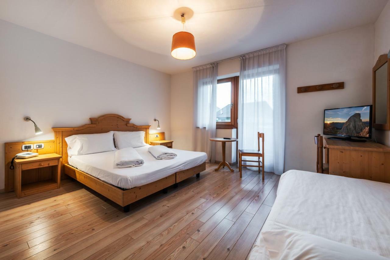 Hotel Europa Поца ди Фаса Екстериор снимка